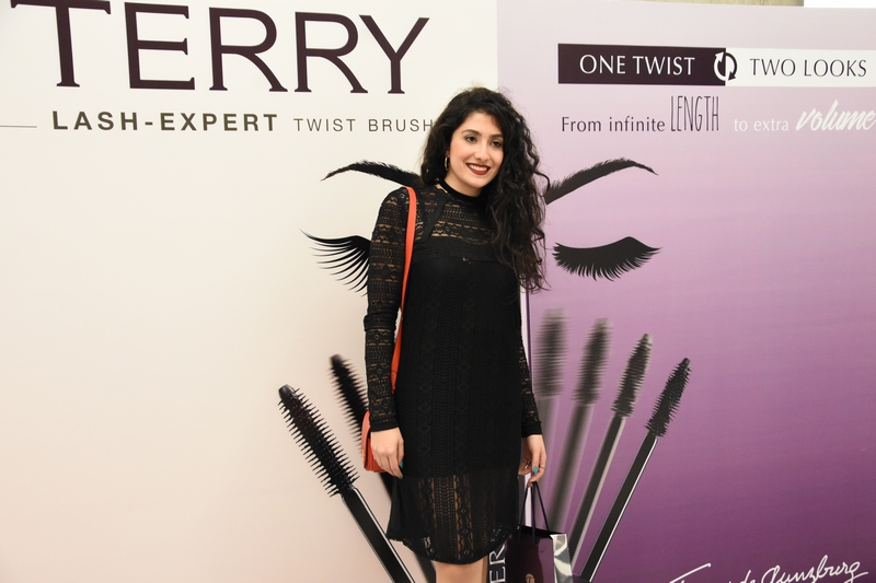 By Terry Lash-Expert Twist Brush